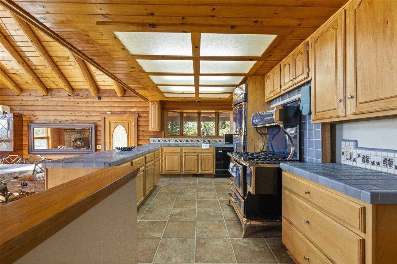 Sonora, California, 95370, United States, 4 Bedrooms Bedrooms, ,3 BathroomsBathrooms,Residential,For Sale,1793029