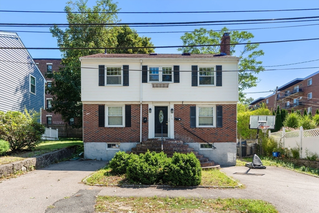 Boston, Massachusetts, 02131, United States, 3 Bedrooms Bedrooms, ,2 BathroomsBathrooms,Residential,For Sale,1939975