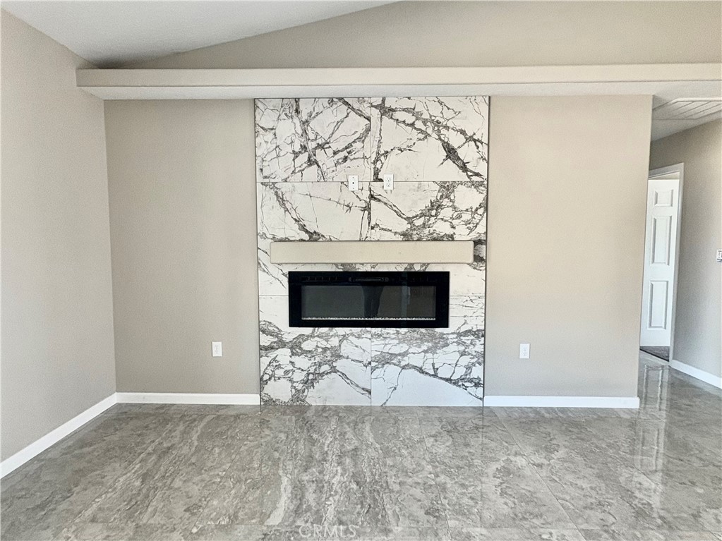 Apple Valley, California, 92307, United States, 4 Bedrooms Bedrooms, ,3 BathroomsBathrooms,Residential,For Sale,1971232