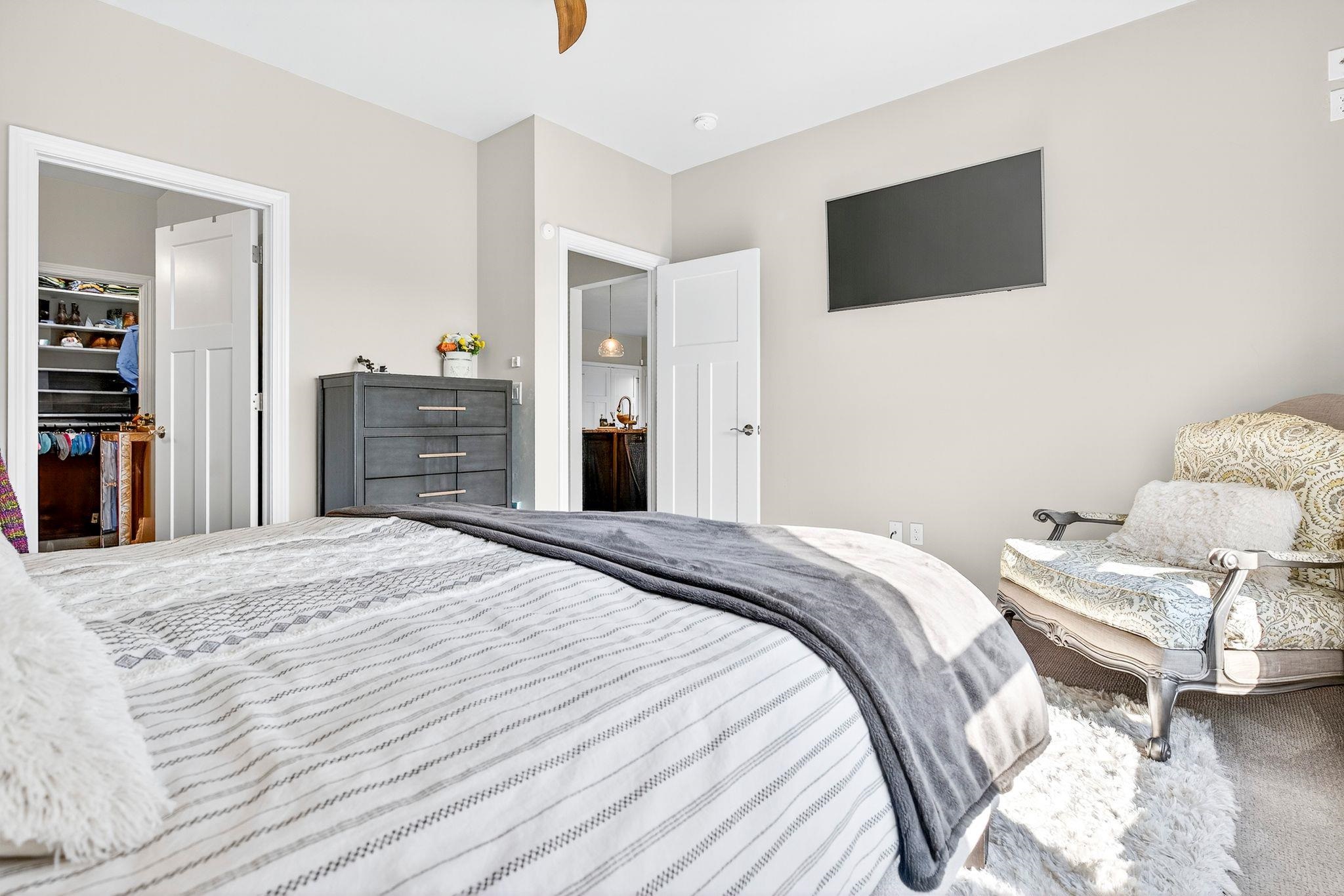 GREENVILLE, Wisconsin, 54942, United States, 4 Bedrooms Bedrooms, ,3 BathroomsBathrooms,Residential,For Sale,1924838