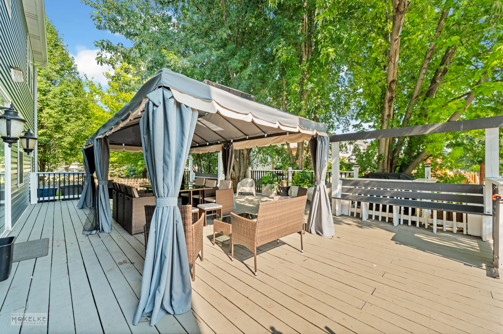 Montgomery, Illinois, 60538, United States, 5 Bedrooms Bedrooms, ,4 BathroomsBathrooms,Residential,For Sale,1925082