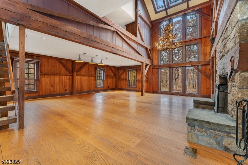 Union Twp., New Jersey, 08827, United States, 6 Bedrooms Bedrooms, ,6 BathroomsBathrooms,Residential,For Sale,1991066