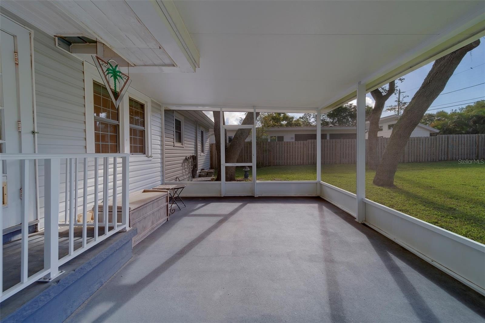 CLEARWATER, Florida, 33755, United States, 2 Bedrooms Bedrooms, ,1 BathroomBathrooms,Residential,For Sale,1976498