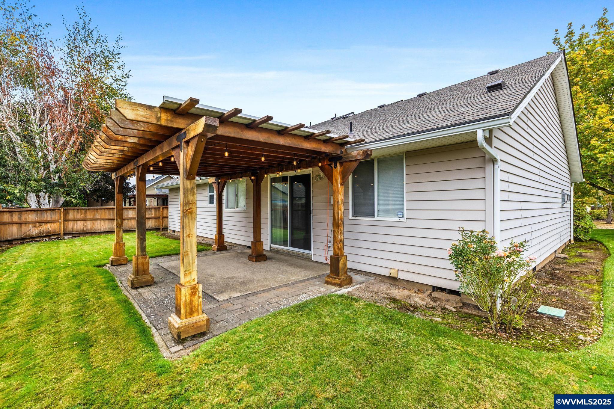 Keizer, Oregon, 97303, United States, 4 Bedrooms Bedrooms, ,3 BathroomsBathrooms,Residential,For Sale,1963080