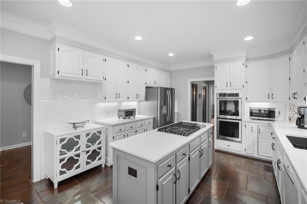 Lexington, North Carolina, 27292, United States, 3 Bedrooms Bedrooms, ,3 BathroomsBathrooms,Residential,For Sale,1925490