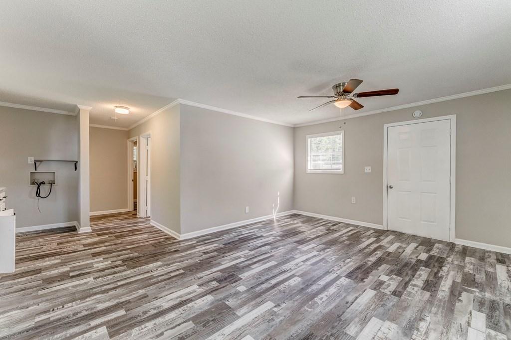 DALTON, Georgia, 30721, United States, 16 Bedrooms Bedrooms, ,12 BathroomsBathrooms,Residential,For Sale,1949791