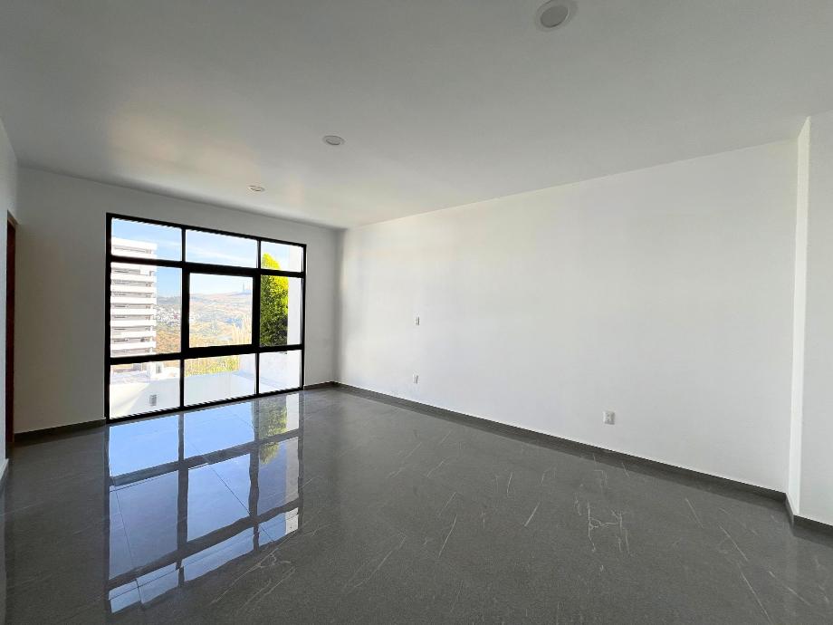 Antonio de Haro y Tamiz, Naucalpan de Juárez, Estado de méxico, 53126, Mexico, 3 Bedrooms Bedrooms, ,3 BathroomsBathrooms,Residential,For Sale,Antonio de Haro y Tamiz,1672070