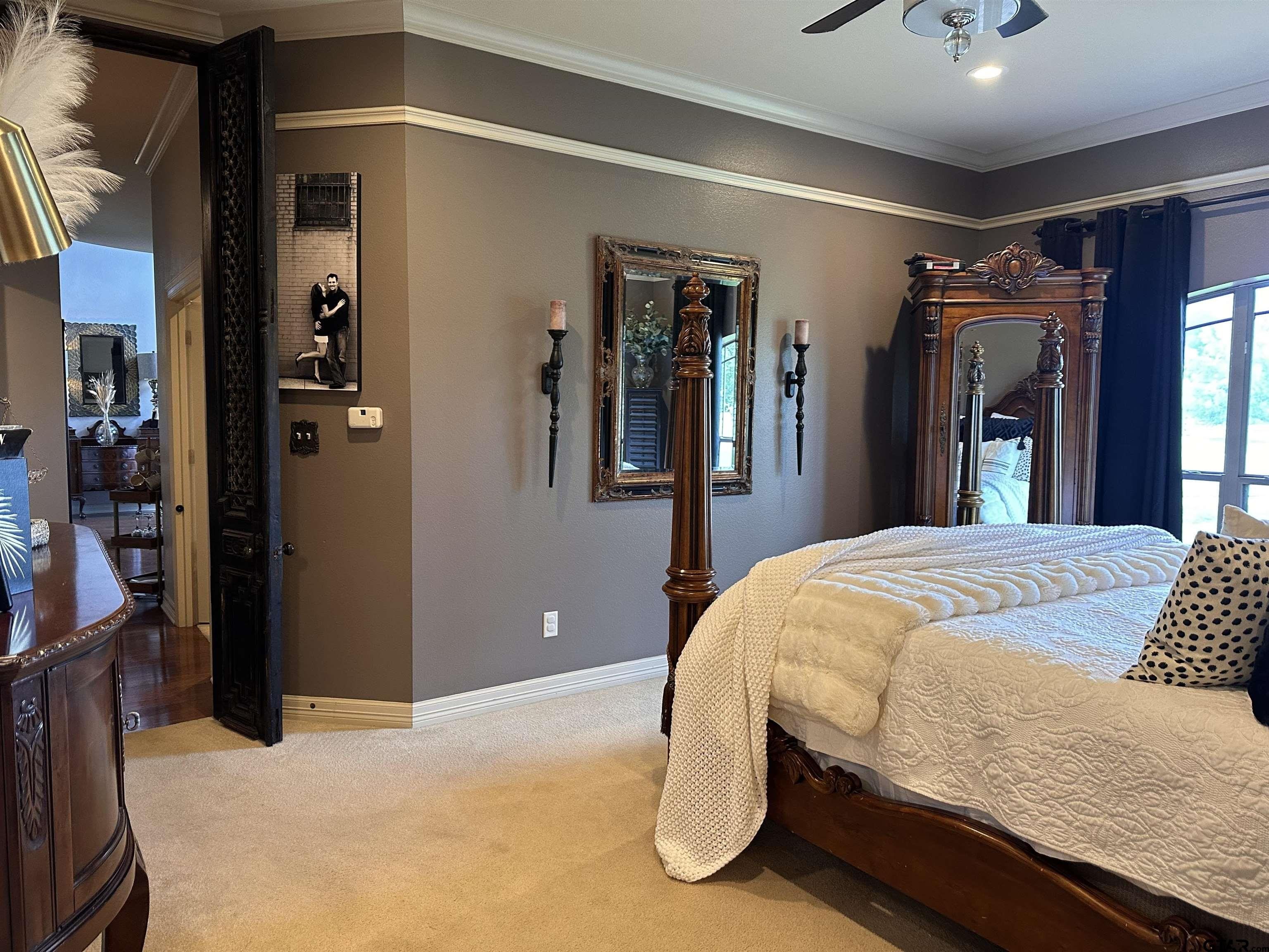 Pittsburg, Texas, 75686, United States, 5 Bedrooms Bedrooms, ,4 BathroomsBathrooms,Residential,For Sale,1978911