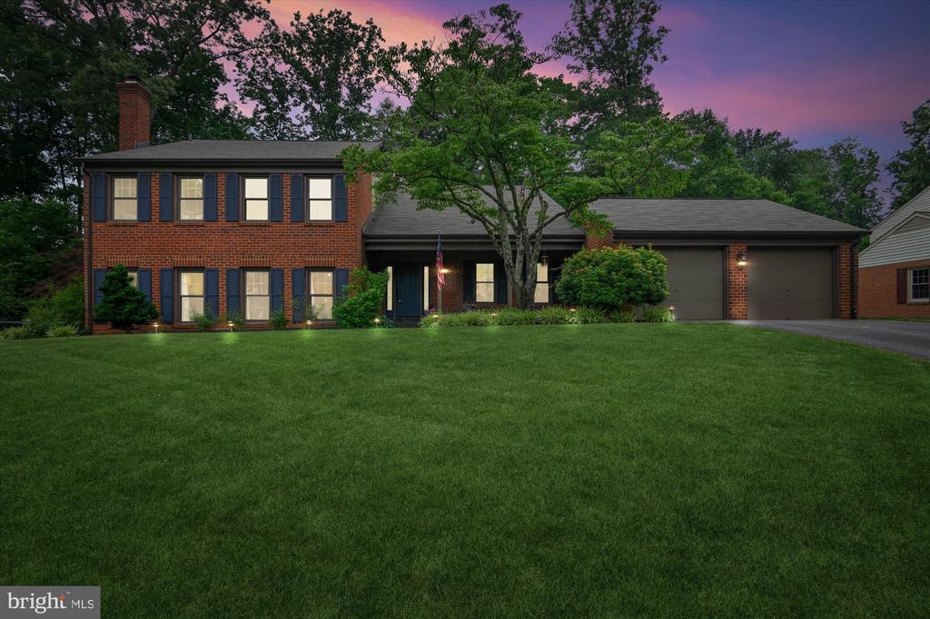 Reston, Virginia, 20191, United States, 4 Bedrooms Bedrooms, ,3 BathroomsBathrooms,Residential,For Sale,1987433