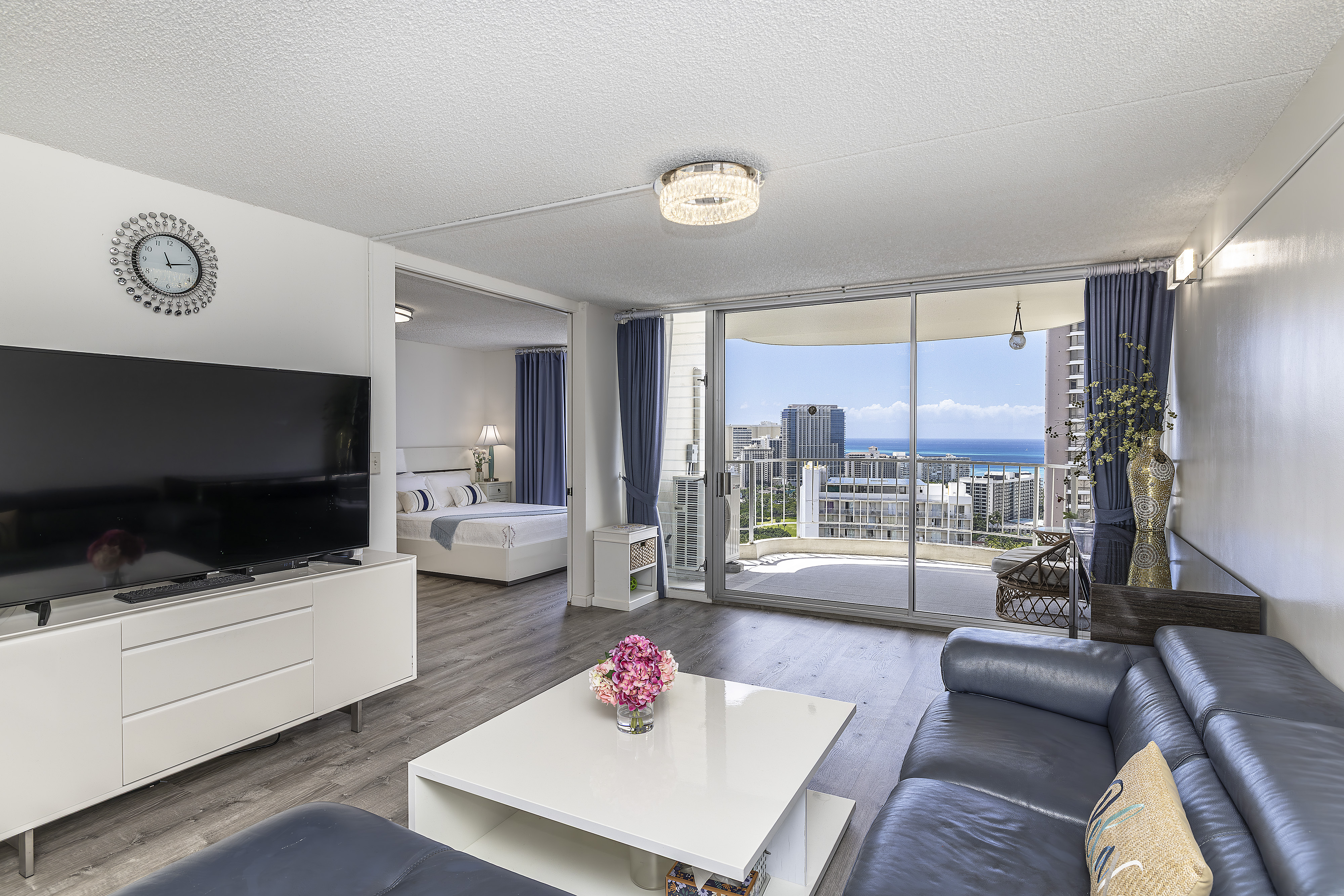 Honolulu, Hawaii, 96815, United States, 2 Bedrooms Bedrooms, ,2 BathroomsBathrooms,Residential,For Sale,1980604