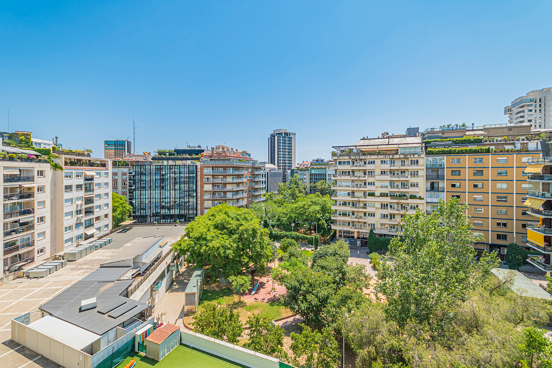  Contemporary Residence with Private Spa in Turó Park - 物件實景