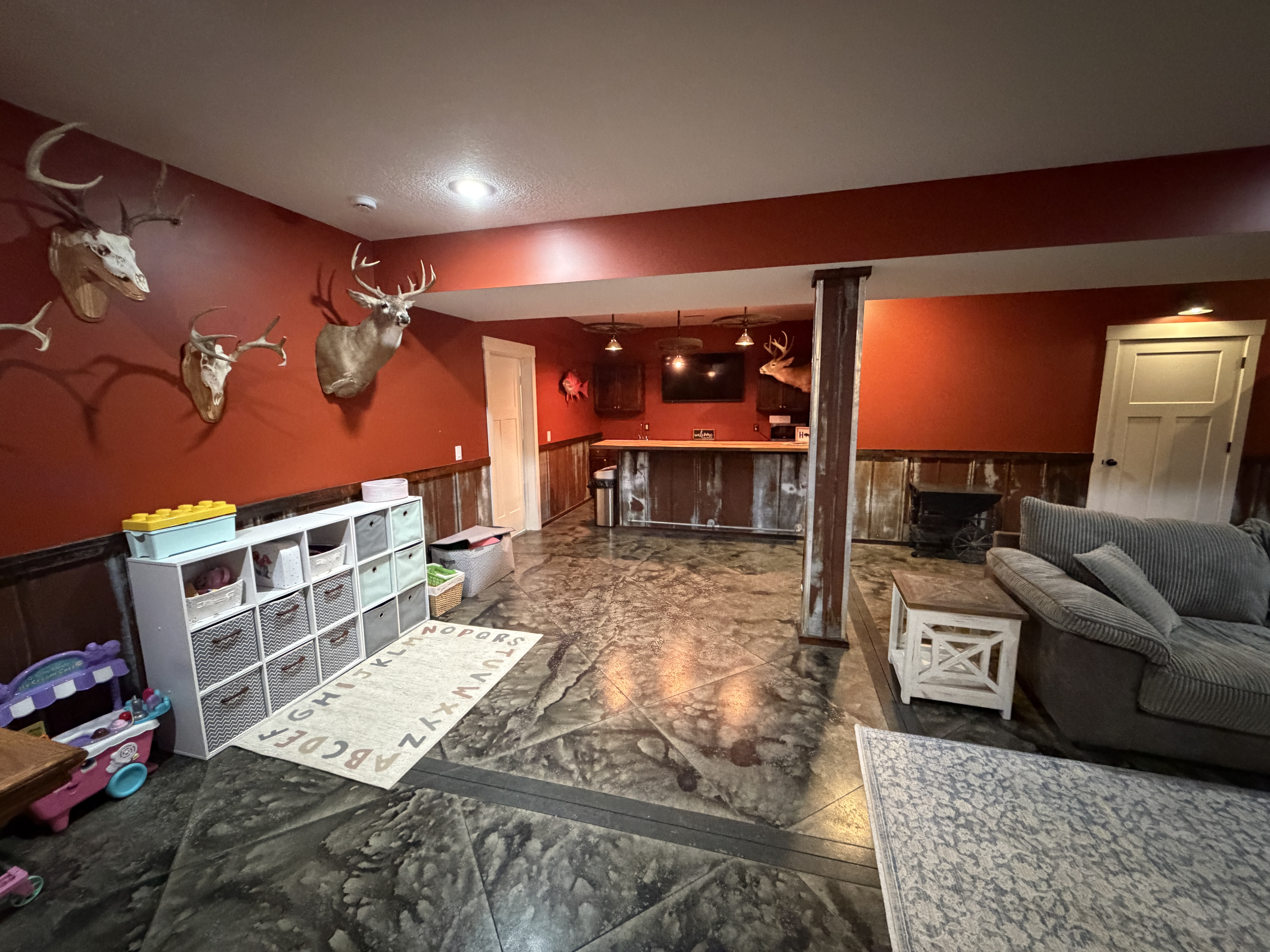Greentop, Missouri, 63546, United States, 5 Bedrooms Bedrooms, ,4 BathroomsBathrooms,Residential,For Sale,2048249
