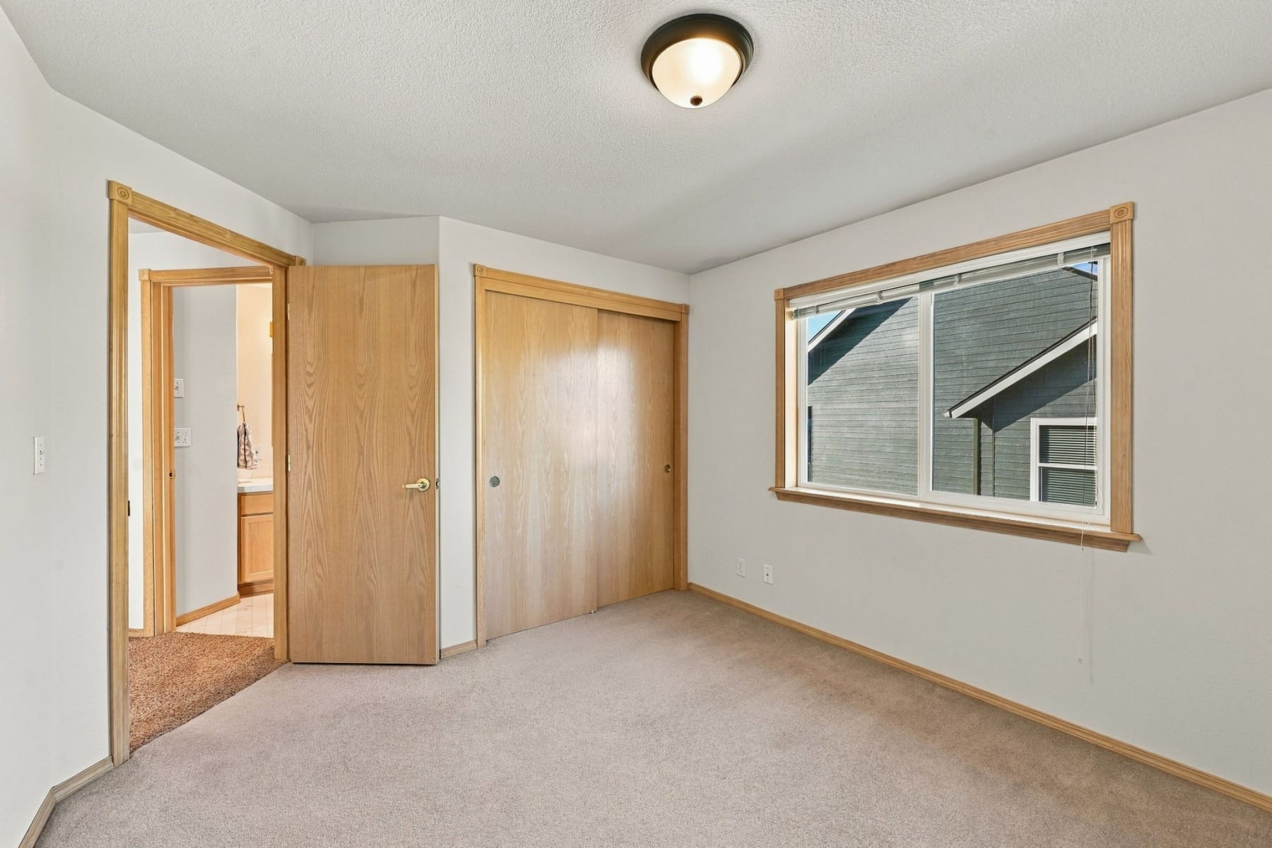  3810 SW Volcano Place Redmond, OR 97756 - 物件實景