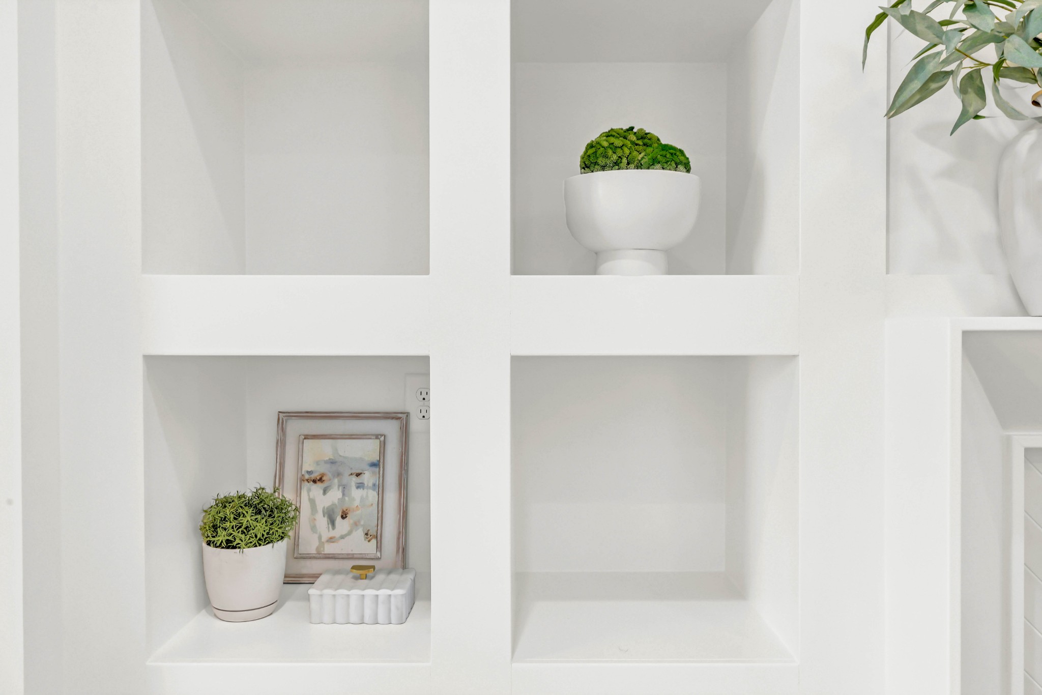 Clarksville, Tennessee, 37043, United States, 5 Bedrooms Bedrooms, ,4 BathroomsBathrooms,Residential,For Sale,2009073