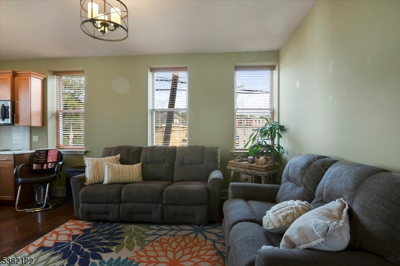 Rockaway Boro, New Jersey, 07866-3003, United States, 2 Bedrooms Bedrooms, ,Residential,For Sale,1936979