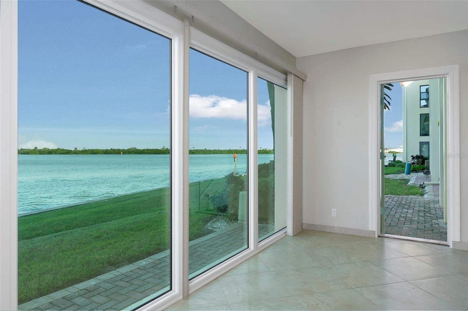 CLEARWATER BEACH, Florida, 33767, United States, 2 Bedrooms Bedrooms, ,2 BathroomsBathrooms,Residential,For Sale,2005374