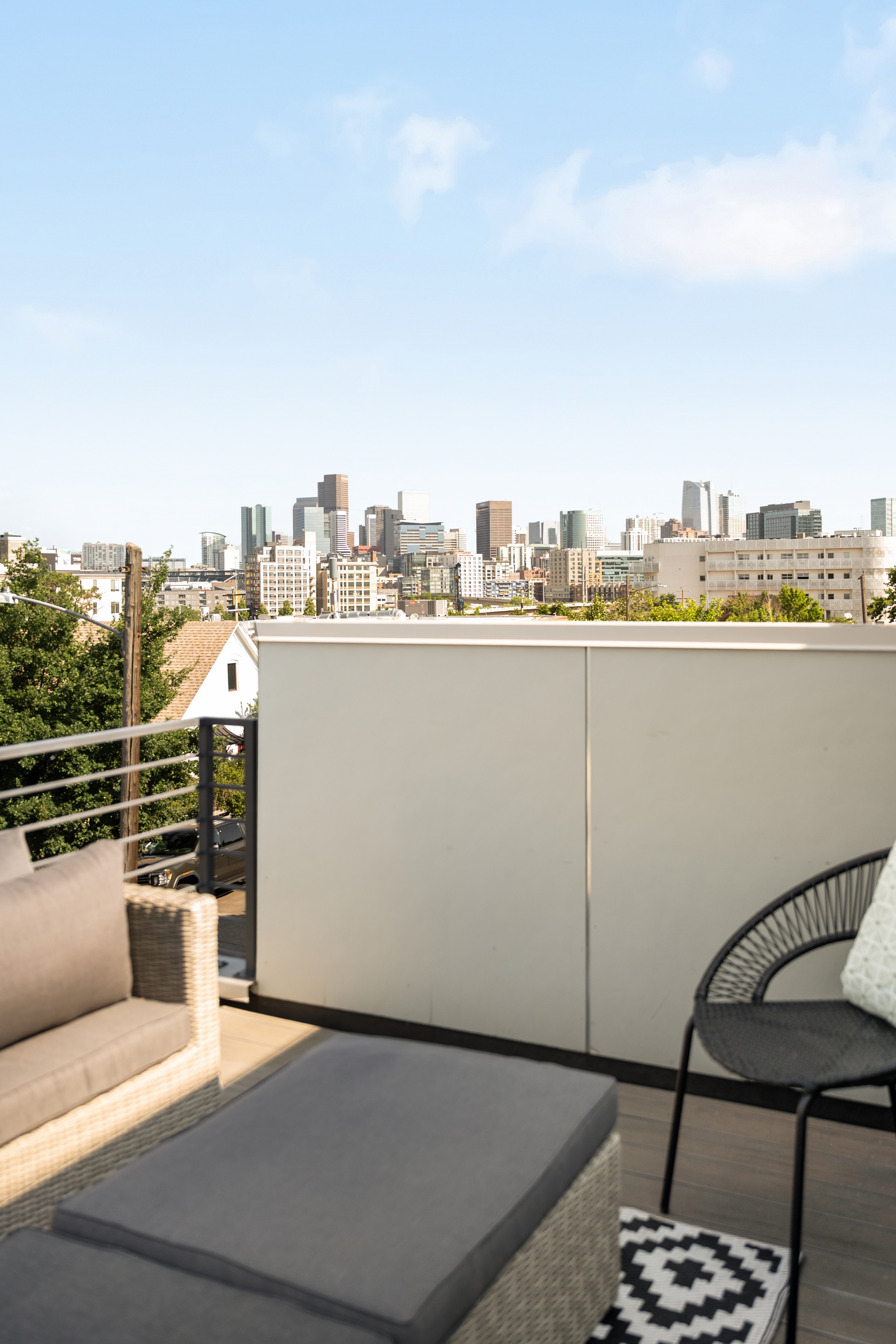  Seamlessly blends contemporary architecture & refined finishes - 物件實景