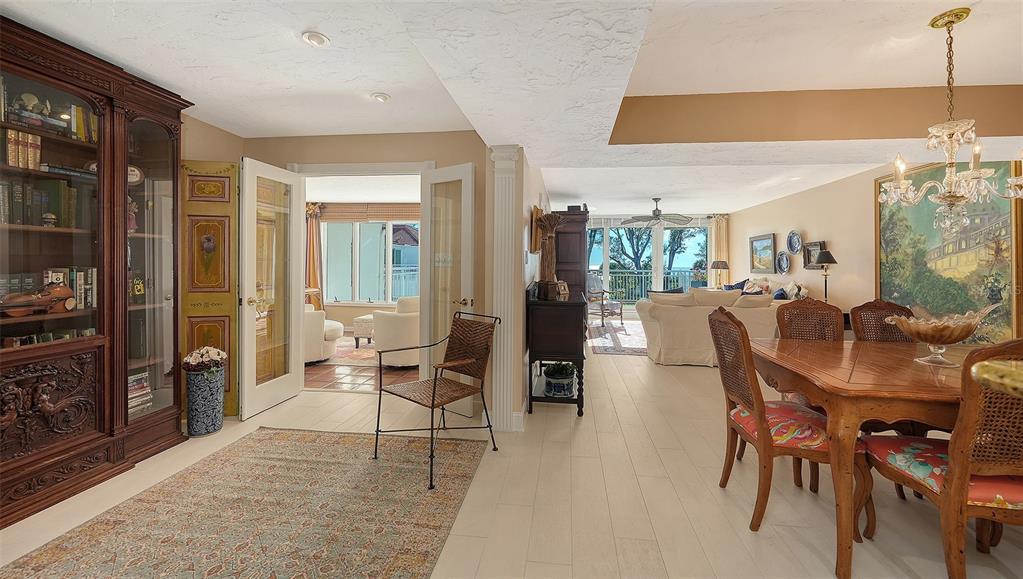 Longboat Key, Florida, 34228, United States, 2 Bedrooms Bedrooms, ,2 BathroomsBathrooms,Residential,For Sale,1989062