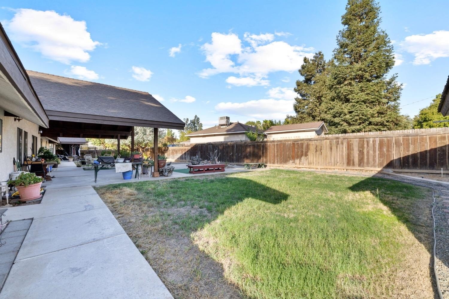 Madera, California, 93638, United States, 4 Bedrooms Bedrooms, ,3 BathroomsBathrooms,Residential,For Sale,1974014