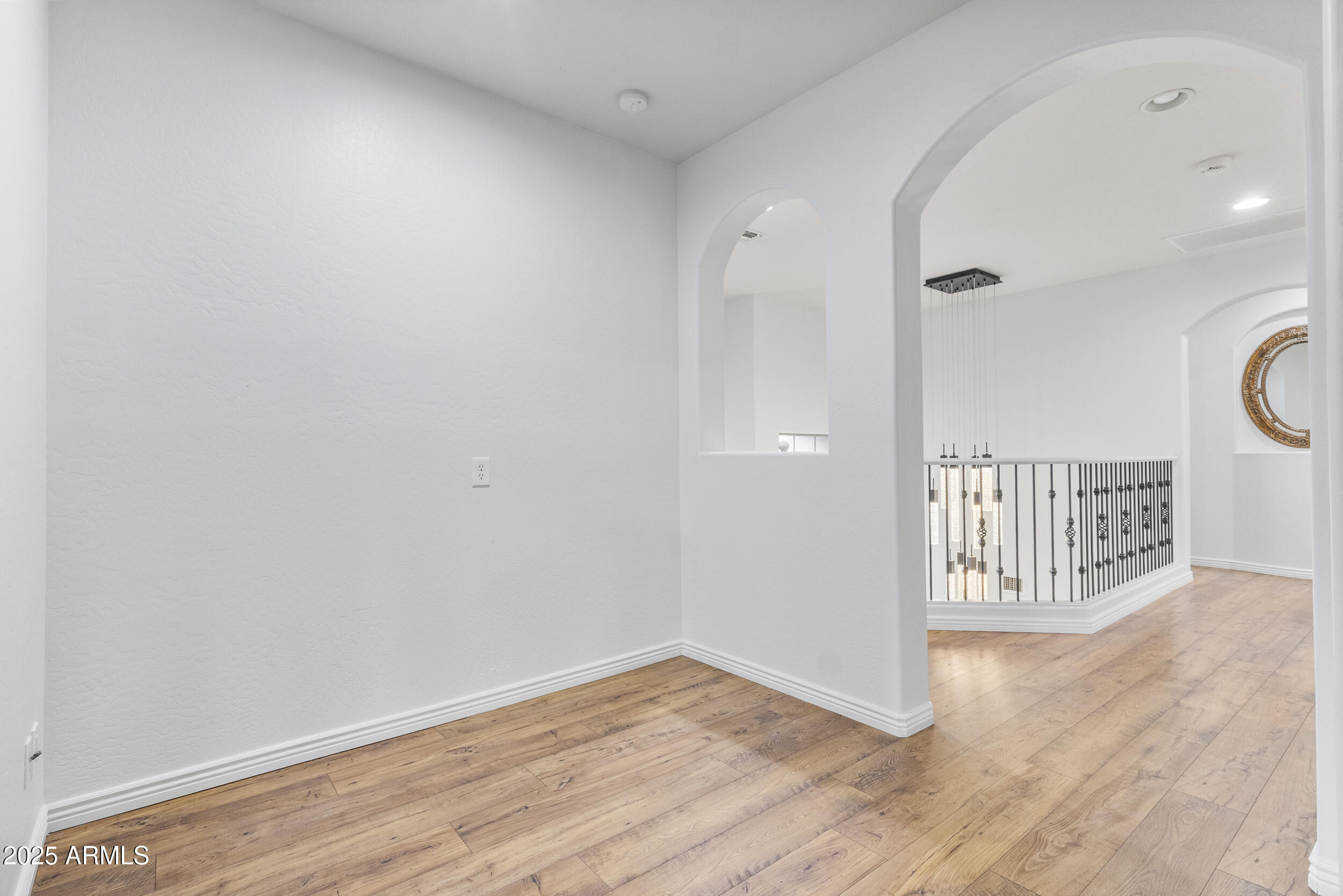 Phoenix, Arizona, 85050, United States, 5 Bedrooms Bedrooms, ,Residential,For Sale,1949706