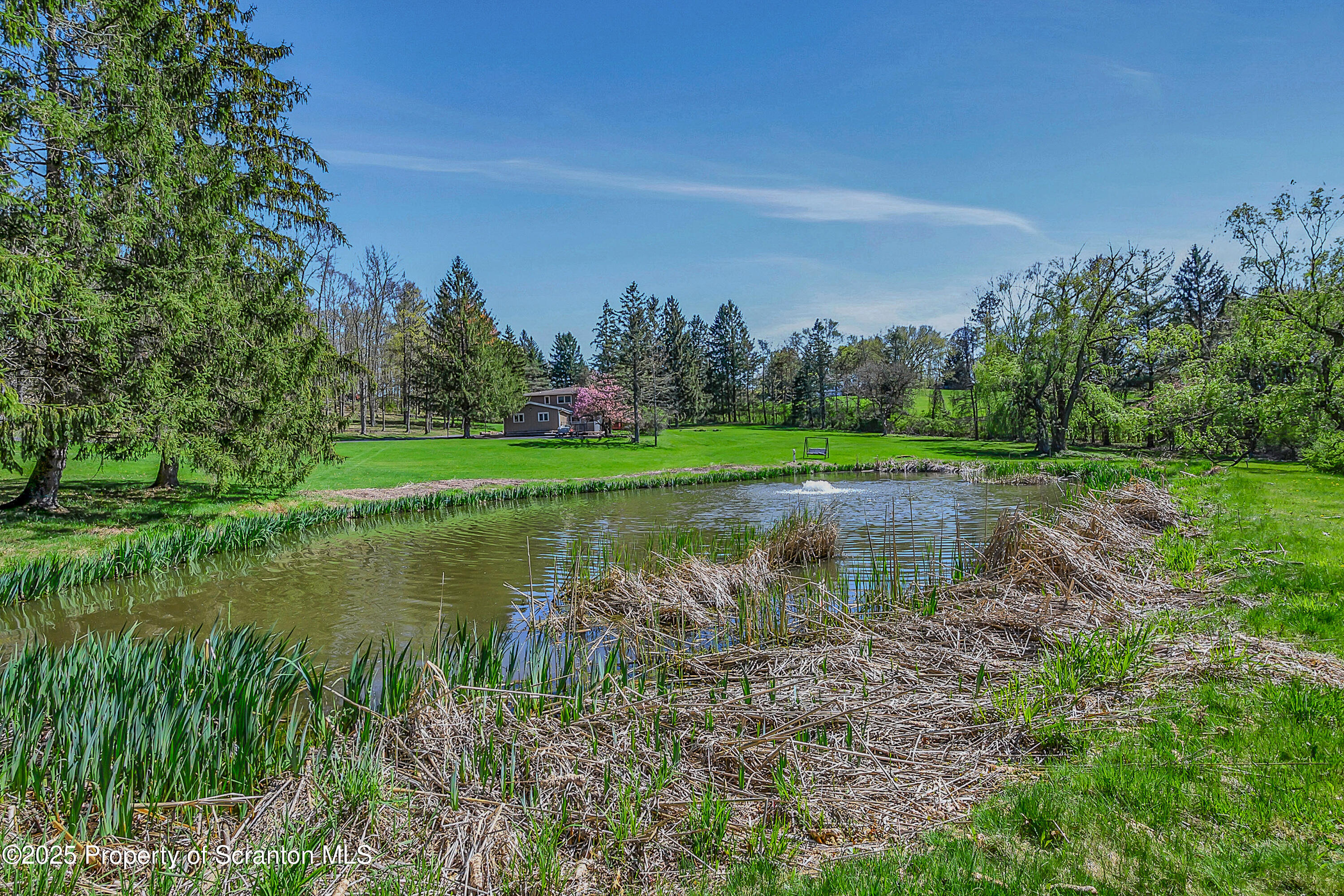 Clarks Summit, Pennsylvania, 18411, United States, 5 Bedrooms Bedrooms, ,4 BathroomsBathrooms,Residential,For Sale,1971485