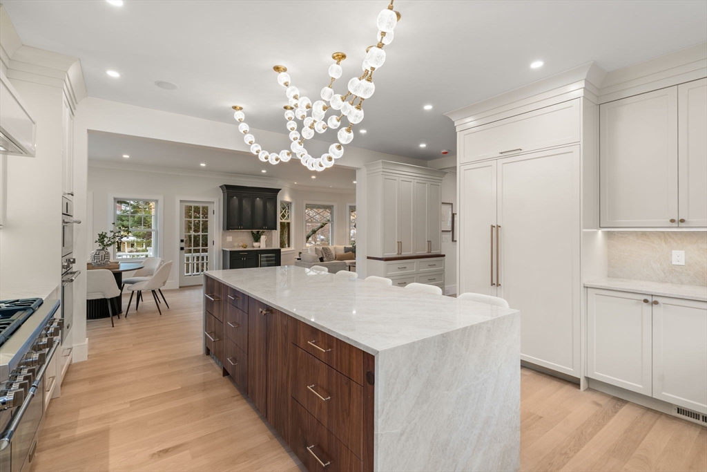 Newton, Massachusetts, 02465, United States, 6 Bedrooms Bedrooms, ,7 BathroomsBathrooms,Residential,For Sale,1995687