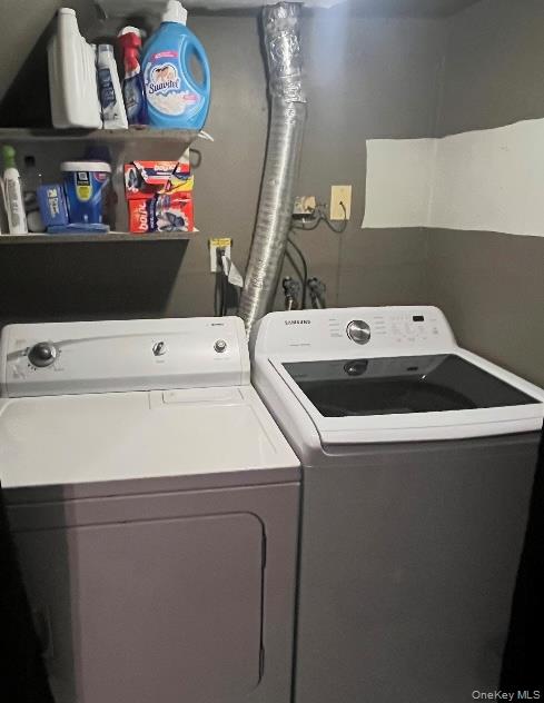 Staten Island, New York, 10309, United States, 3 Bedrooms Bedrooms, ,2 BathroomsBathrooms,Residential,For Sale,1918463
