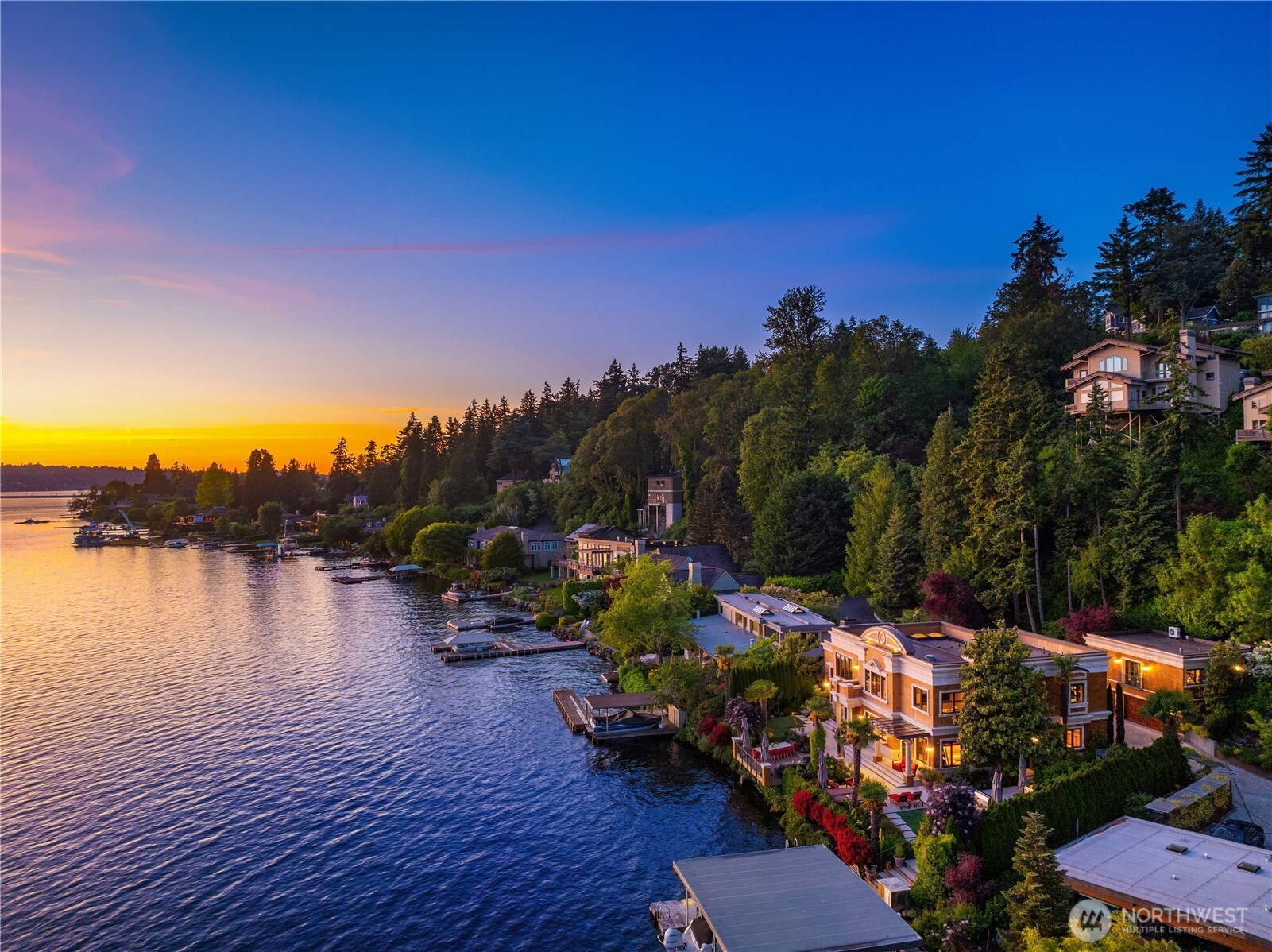 Mercer Island, Washington, 98040, United States, 3 Bedrooms Bedrooms, ,3 BathroomsBathrooms,Residential,For Sale,1729957