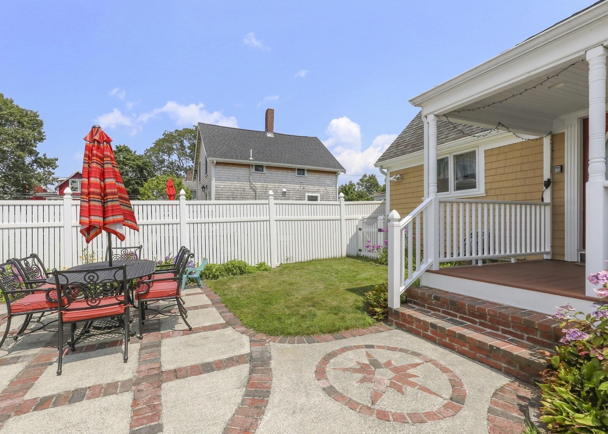 Wareham, Massachusetts, 02571, United States, 3 Bedrooms Bedrooms, ,2 BathroomsBathrooms,Residential,For Sale,1927382