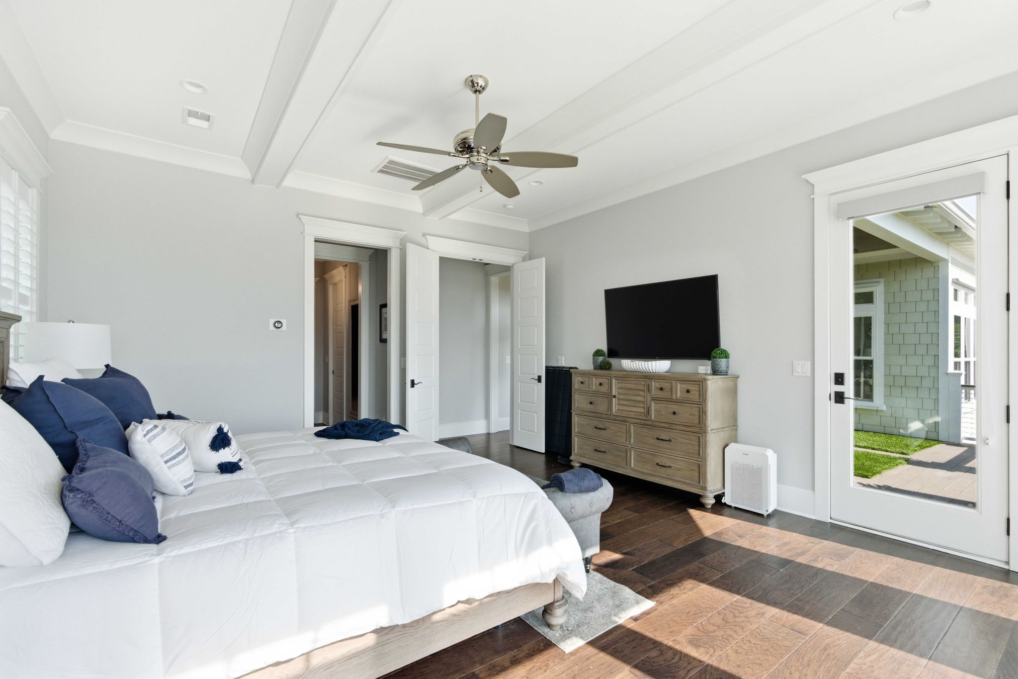  3020 Intracoastal View Drive - 物件實景
