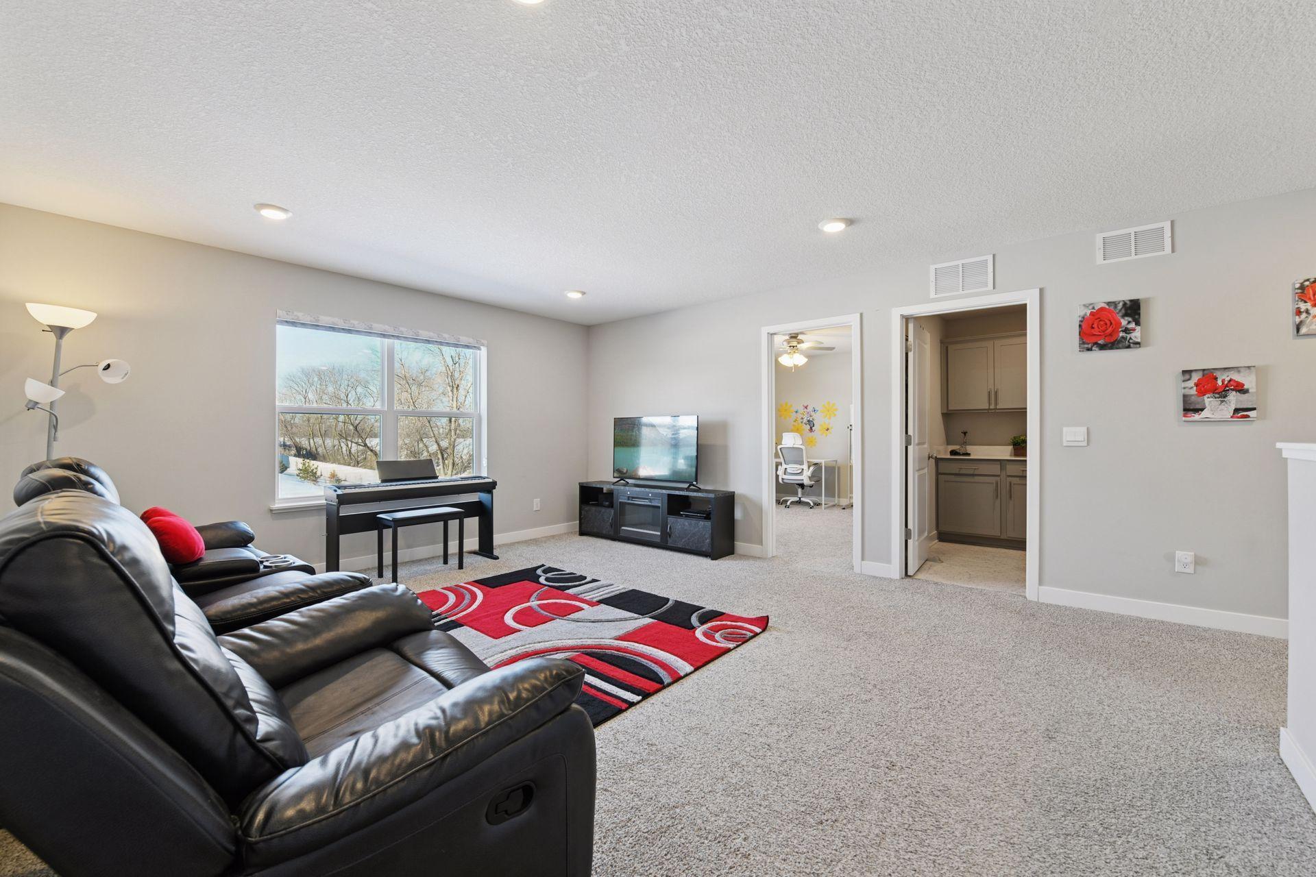 Chaska, Minnesota, 55318, United States, 5 Bedrooms Bedrooms, ,2 BathroomsBathrooms,Residential,For Sale,2014205