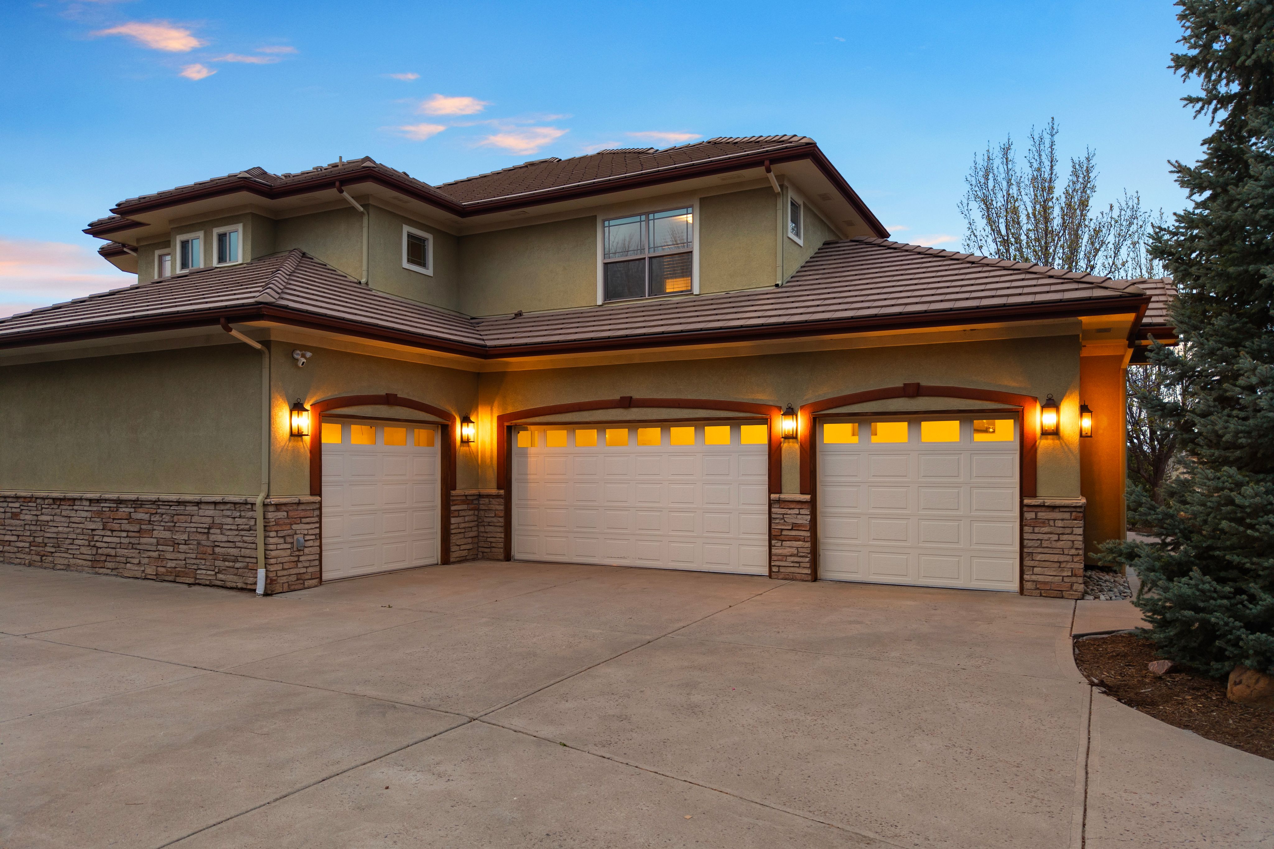  Ideal Blend of Space, Setting and Livability - 物件實景