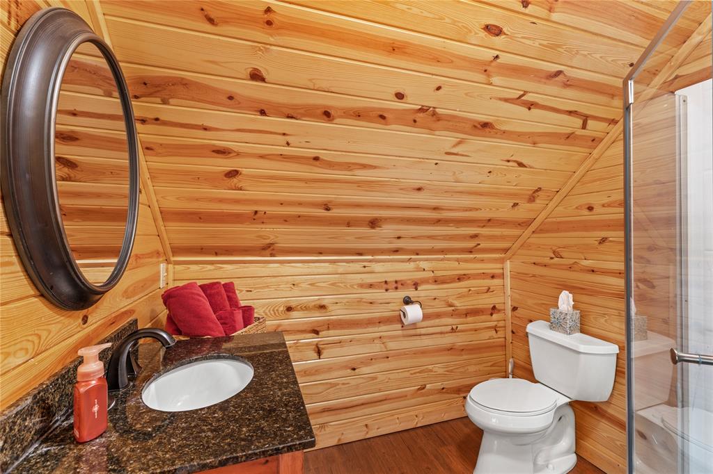 Pottsboro, Texas, 75076, United States, 5 Bedrooms Bedrooms, ,3 BathroomsBathrooms,Residential,For Sale,1794004