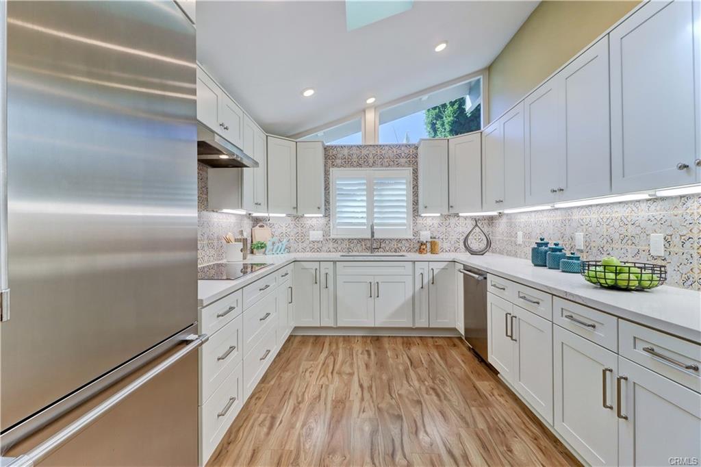 Laguna Woods, California, CA, United States, 2 Bedrooms Bedrooms, ,Residential,For Sale,2006488