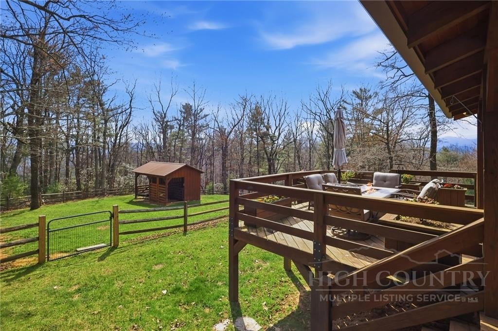 Ferguson, North Carolina, 28624, United States, 2 Bedrooms Bedrooms, ,2 BathroomsBathrooms,Residential,For Sale,2033165
