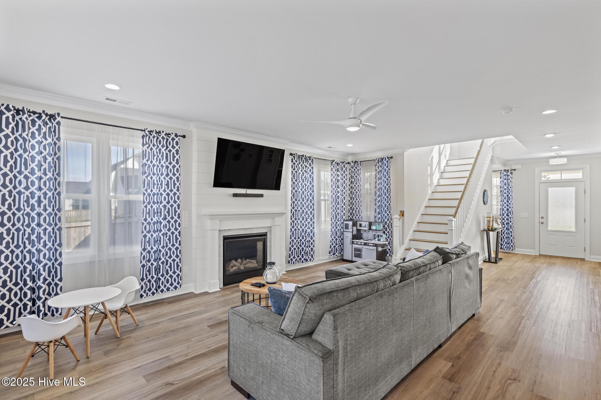 Peletier, North Carolina, 28584, United States, 4 Bedrooms Bedrooms, ,3 BathroomsBathrooms,Residential,For Sale,1976266