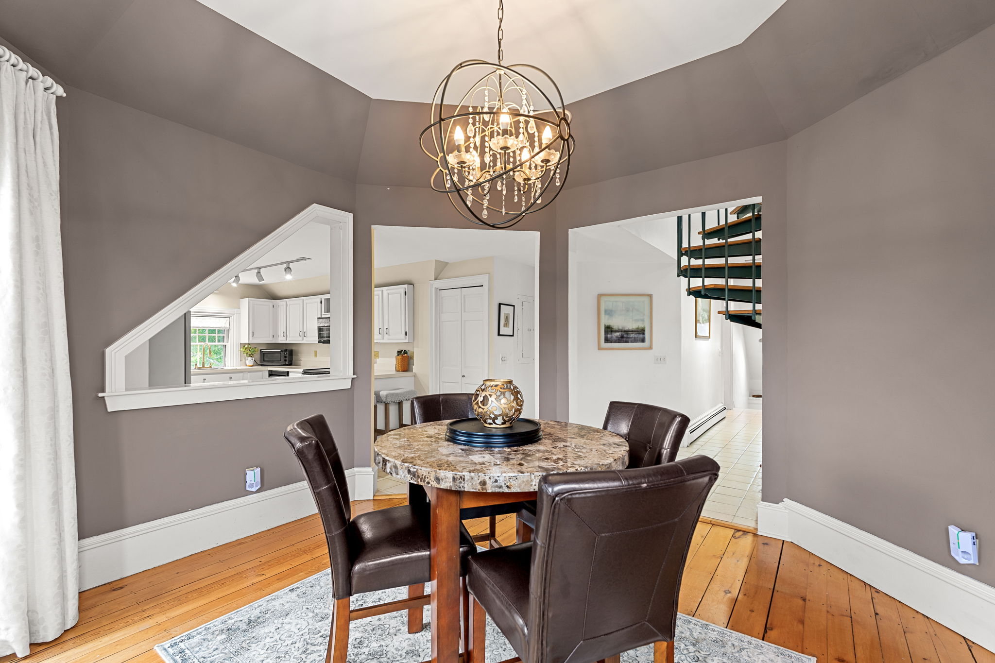  39 Broad St, Newburyport, MA, 01950 - 物件實景