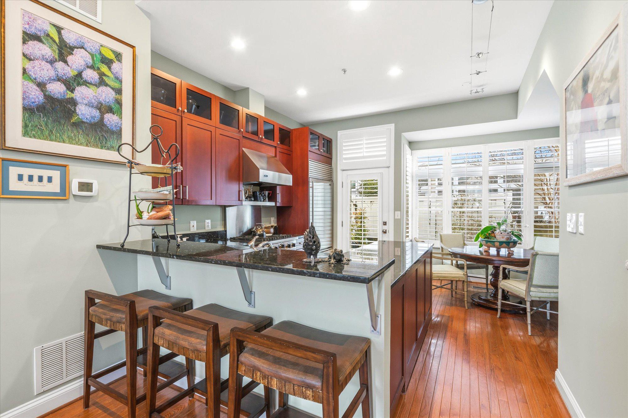  610 Tivoli Passage Way, Alexandria, VA, 22314 - 物件實景