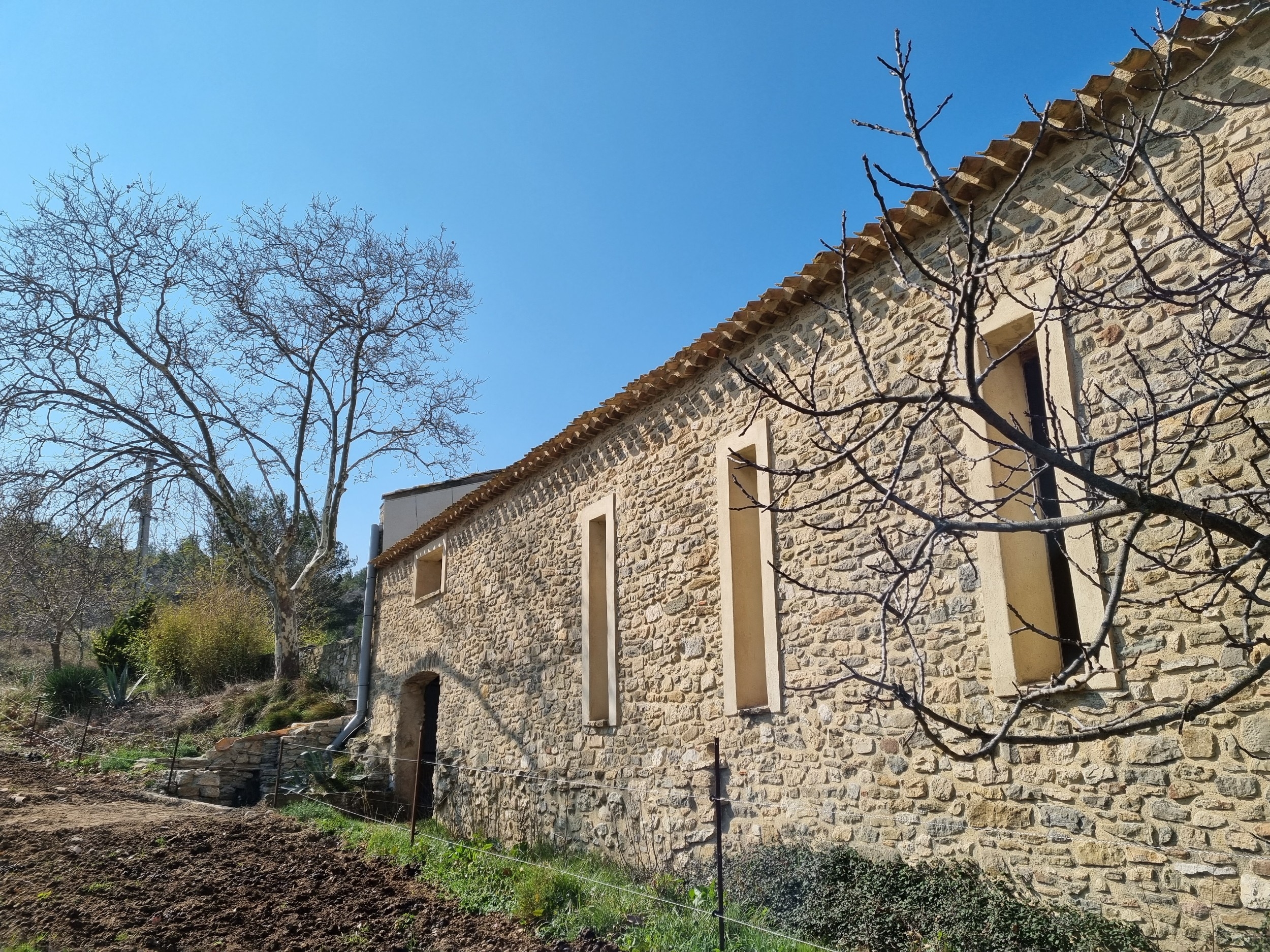  MAGNIFICENT DOMAIN BETWEEN VINEYARDS AND GARRIGUE NEAR PEYRIAC MINERVOIS - 物件實景