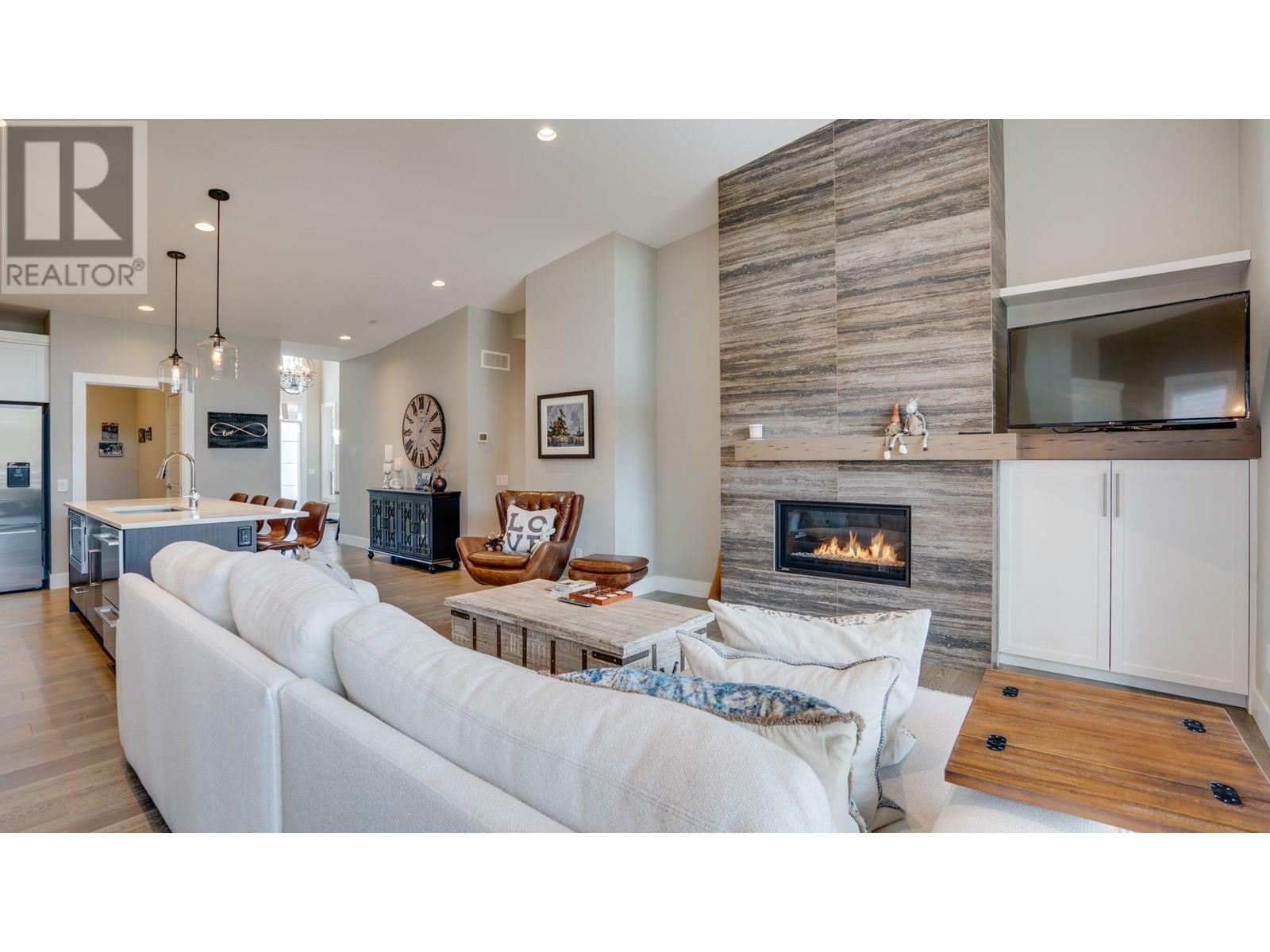 VERNON, British Columbia, V1H 2L7, CA, 3 Bedrooms Bedrooms, ,2 BathroomsBathrooms,Residential,For Sale,1838492