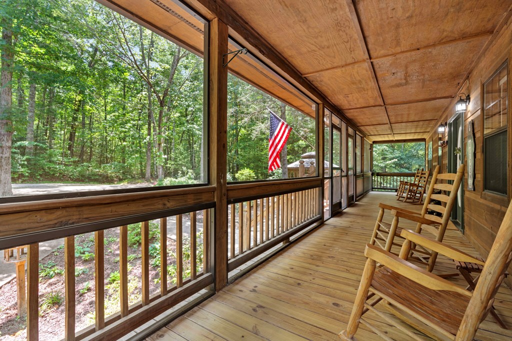 Blue Ridge, Georgia, 30513, United States, 3 Bedrooms Bedrooms, ,3 BathroomsBathrooms,Residential,For Sale,1980618