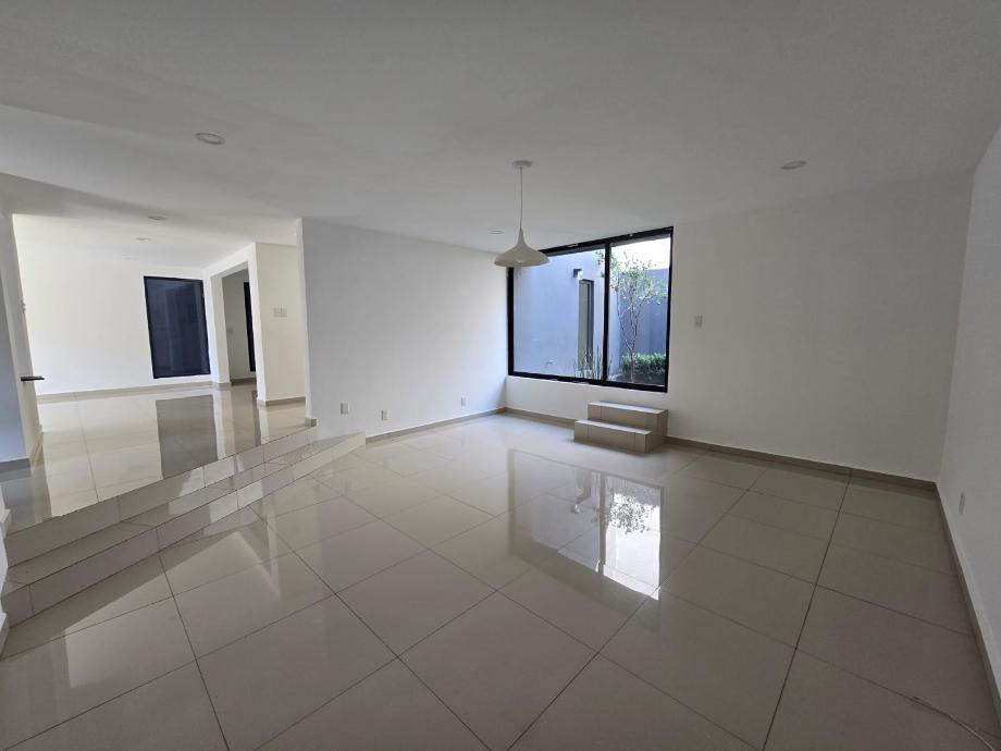 Tlalpan, Ciudad de México, 14386, Mexico, 3 Bedrooms Bedrooms, ,4 BathroomsBathrooms,Residential,For Sale,1713585