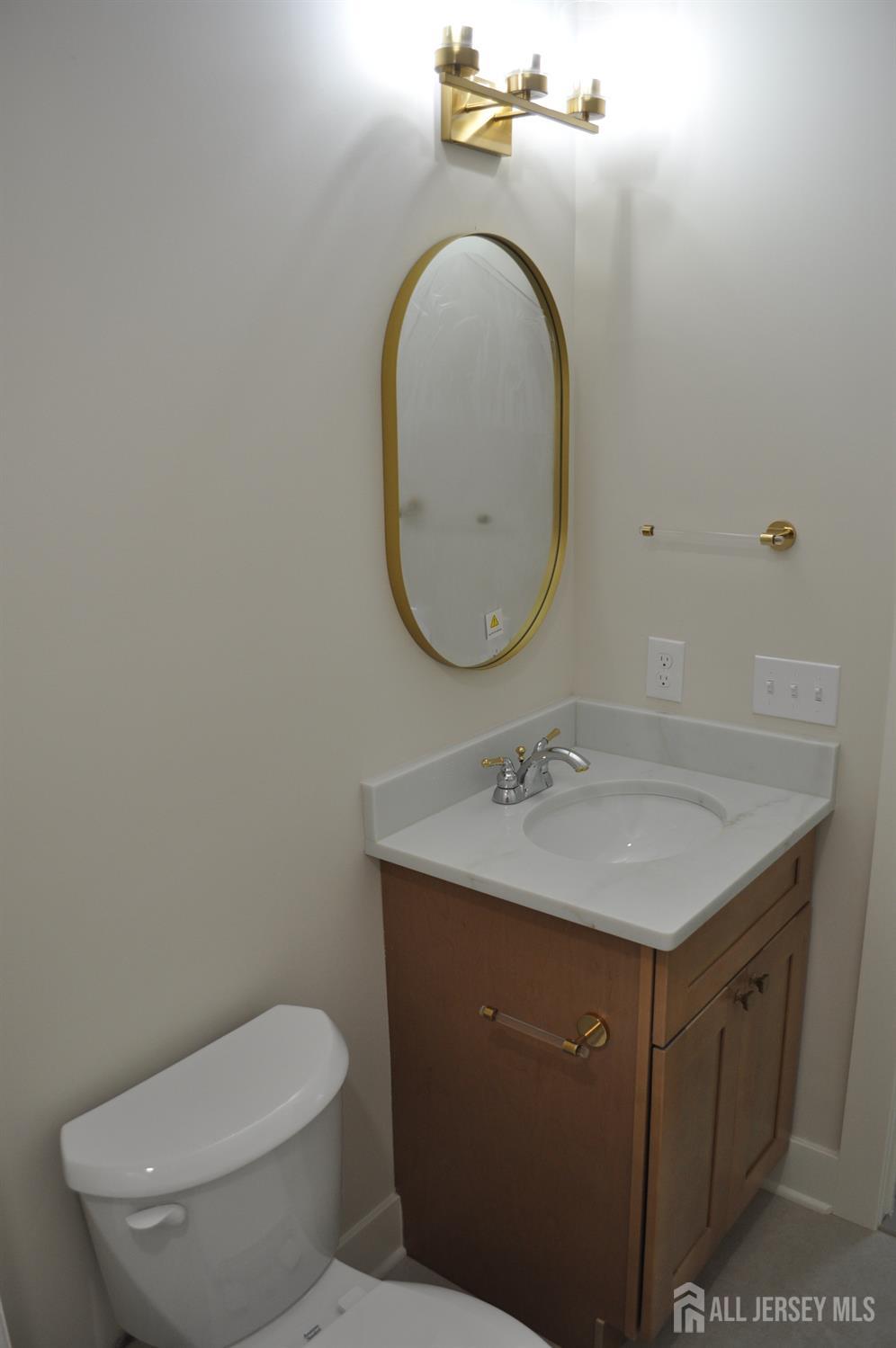 Woodbridge, New Jersey, 07095, United States, 4 Bedrooms Bedrooms, ,4 BathroomsBathrooms,Residential,For Sale,1920305