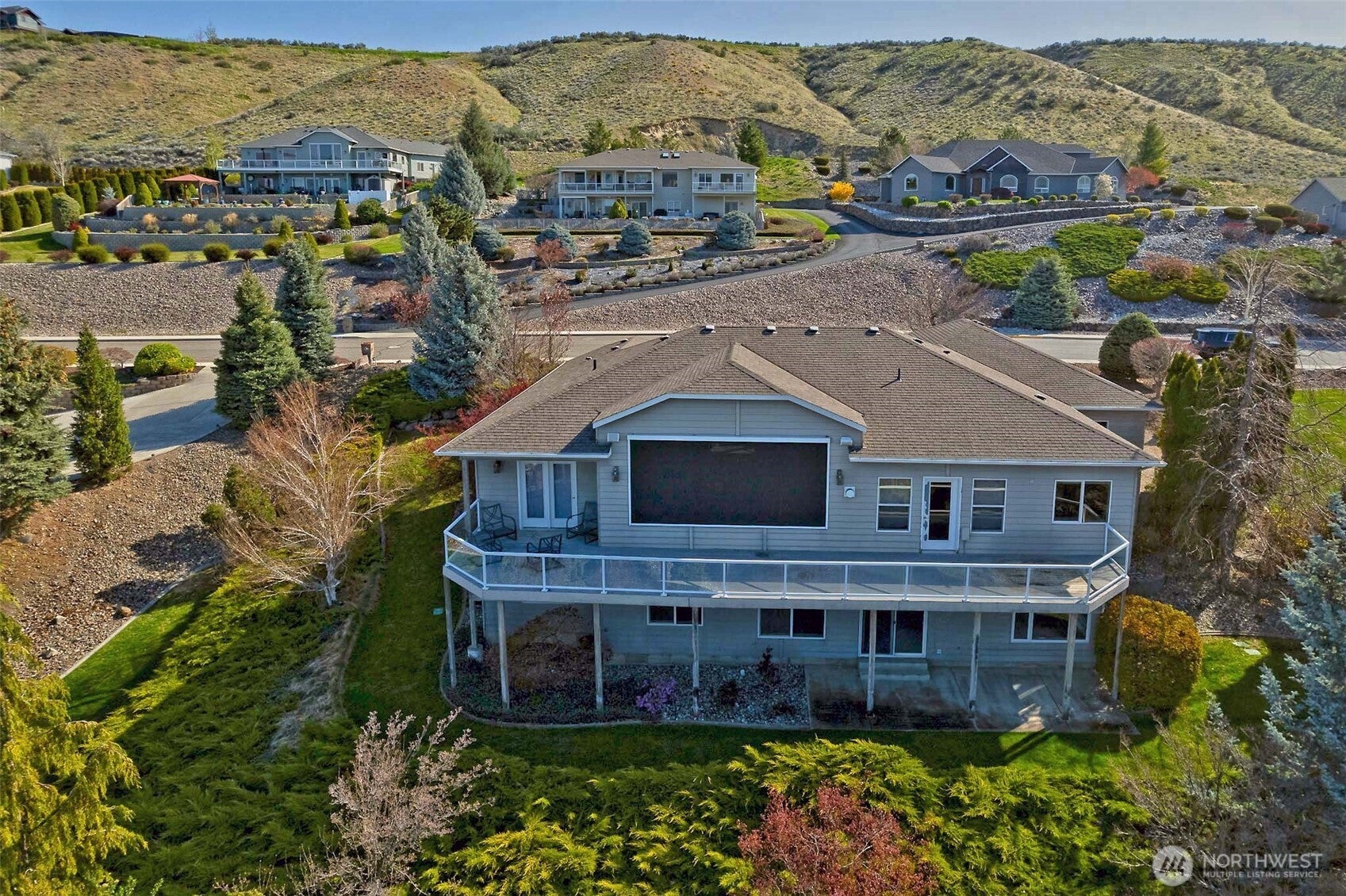 East Wenatchee, Washington, 98802, United States, 4 Bedrooms Bedrooms, ,3 BathroomsBathrooms,Residential,For Sale,1818465