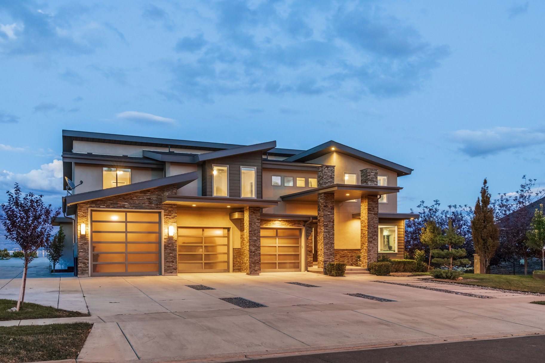  Modern Lakefront Retreat with Breathtaking Lake and Mountain Views - 物件實景