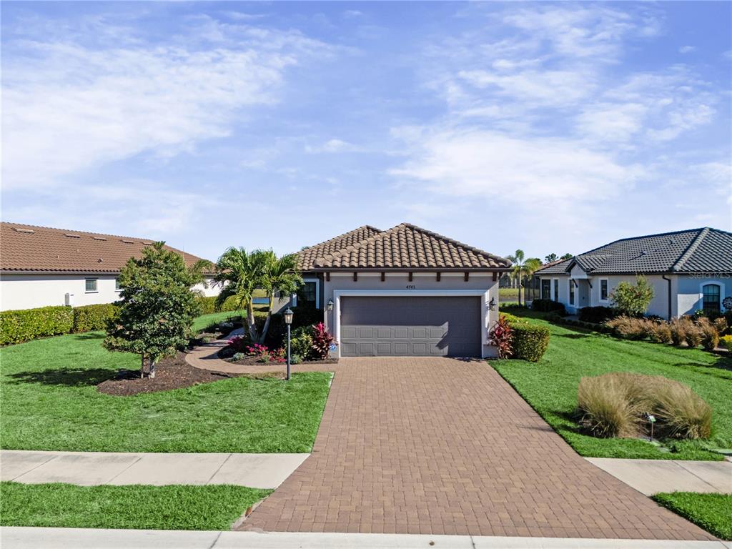 Bradenton, Florida, 34211, United States, 2 Bedrooms Bedrooms, ,2 BathroomsBathrooms,Residential,For Sale,2005302