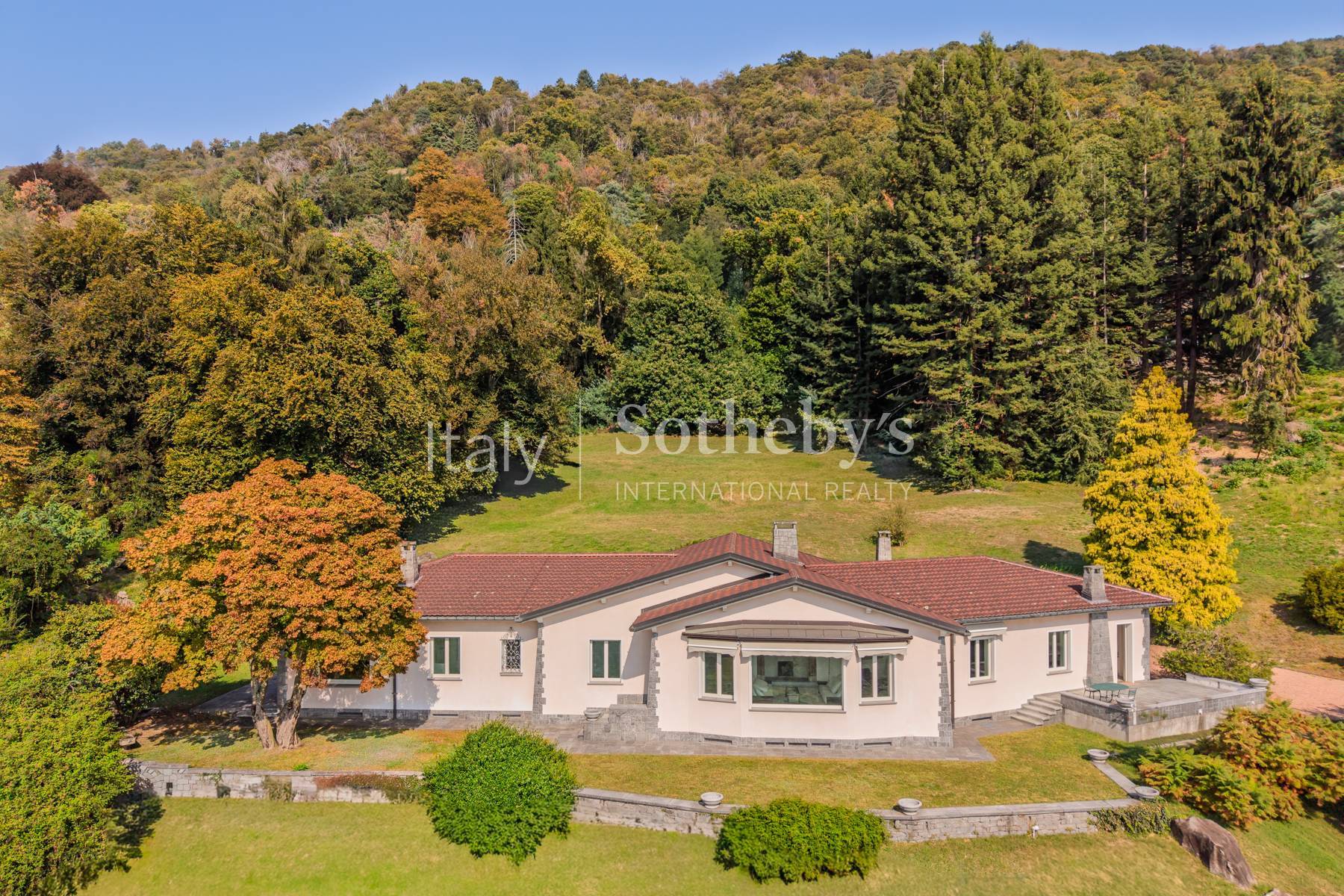  Elegant Villa with a Historic Park and Lake Views - 物件實景
