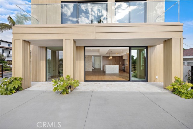 San Clemente, California, 92672, United States, 4 Bedrooms Bedrooms, ,4 BathroomsBathrooms,Residential,For Sale,1975978