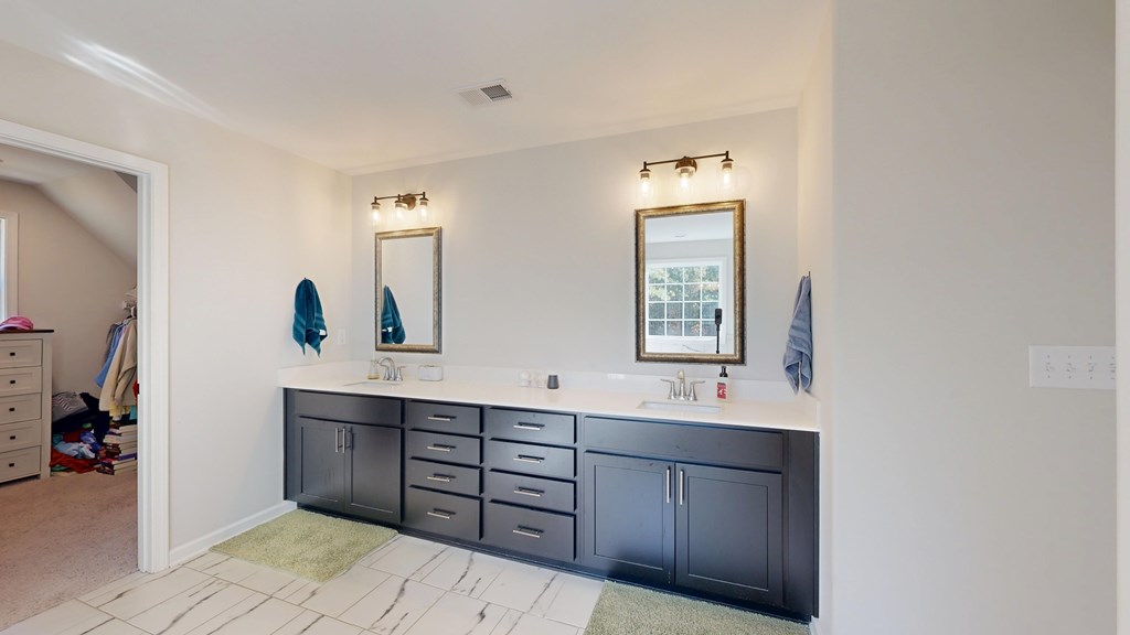 Cataula, Georgia, 31804, United States, 5 Bedrooms Bedrooms, ,5 BathroomsBathrooms,Residential,For Sale,1996944