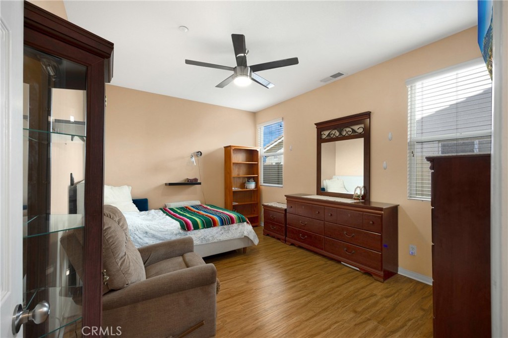 Highland, California, 92346, United States, 5 Bedrooms Bedrooms, ,4 BathroomsBathrooms,Residential,For Sale,1975200